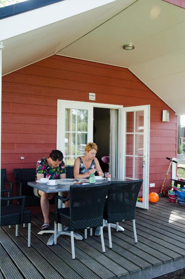 Lodge 6 Personen Camping De Molenhof Reutum Bagian luar foto