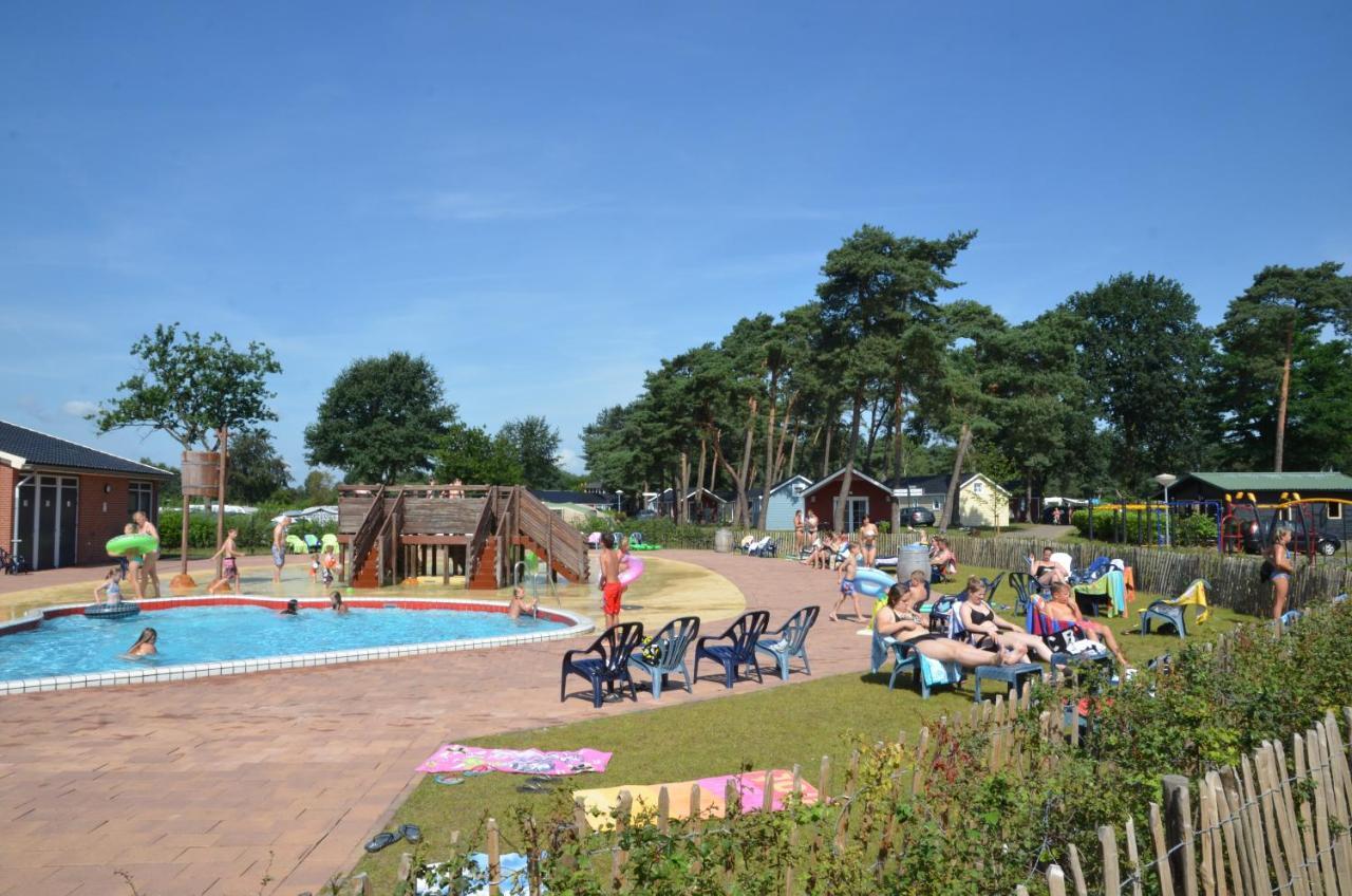 Lodge 6 Personen Camping De Molenhof Reutum Bagian luar foto